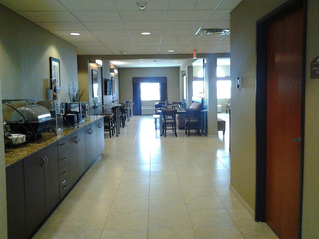 Microtel Inn & Suites Cotulla Eksteriør billede