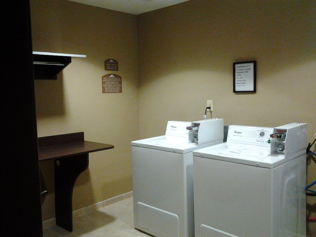 Microtel Inn & Suites Cotulla Eksteriør billede