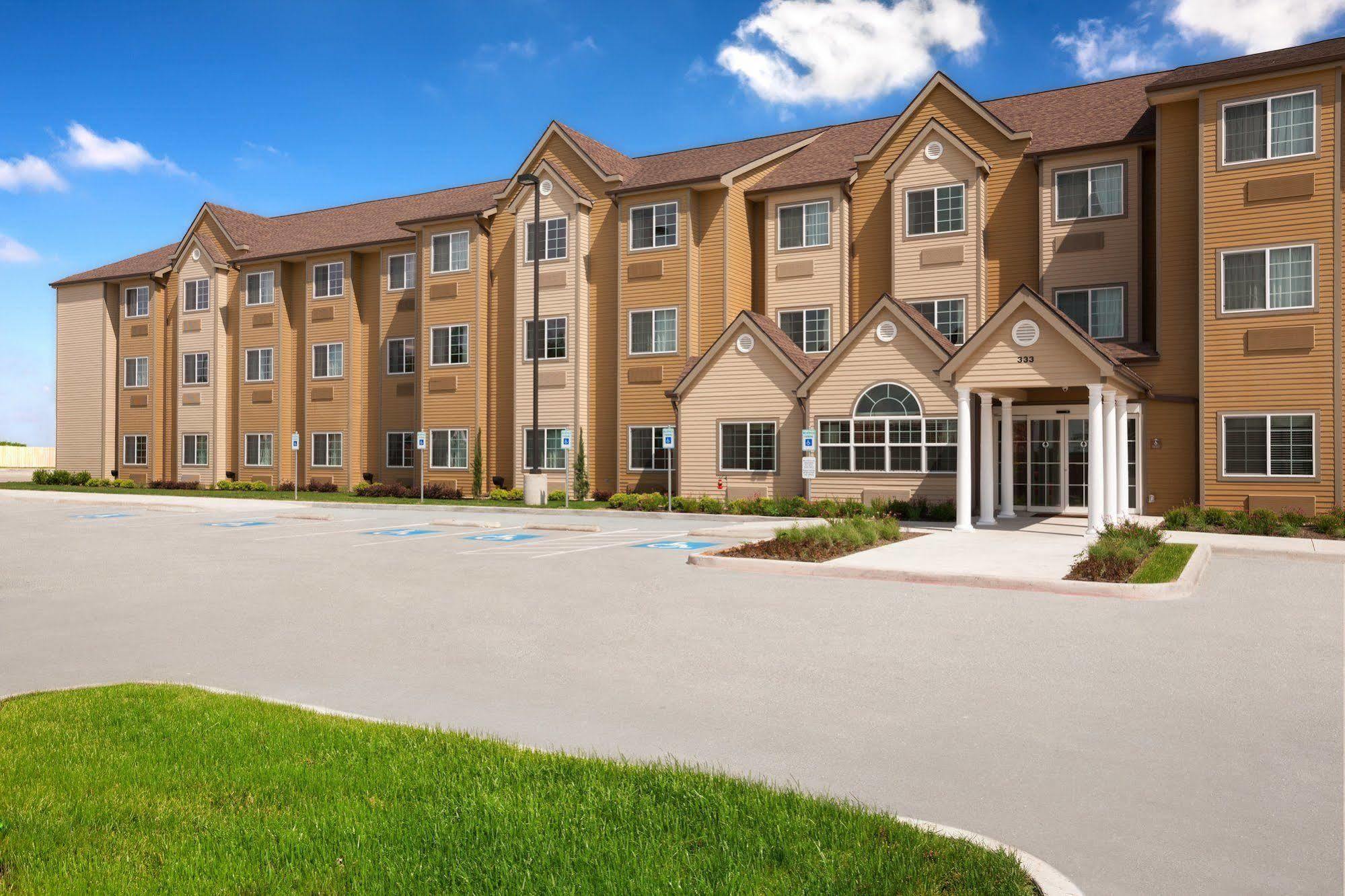 Microtel Inn & Suites Cotulla Eksteriør billede